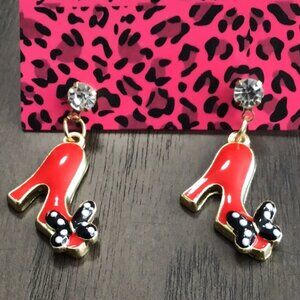 NWT. Betsey Johnson. Red Enameled Shoes with Black Bows Stud Earrings.